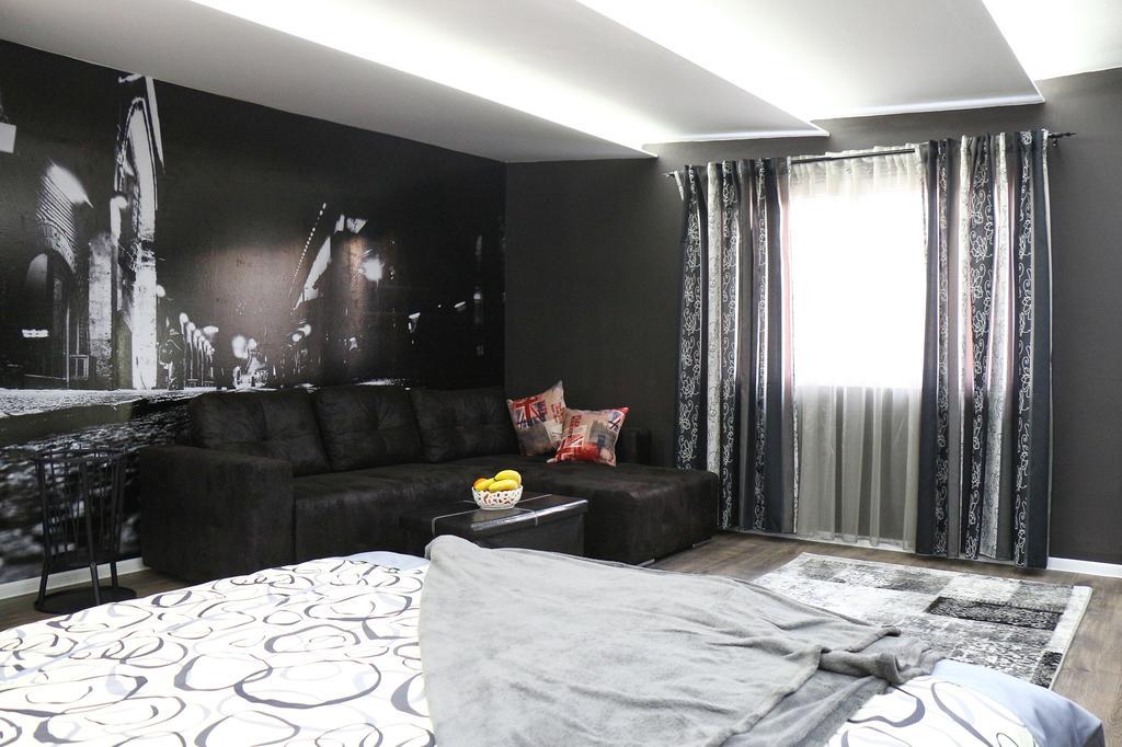 Old Corner Apartments Сараєво Номер фото