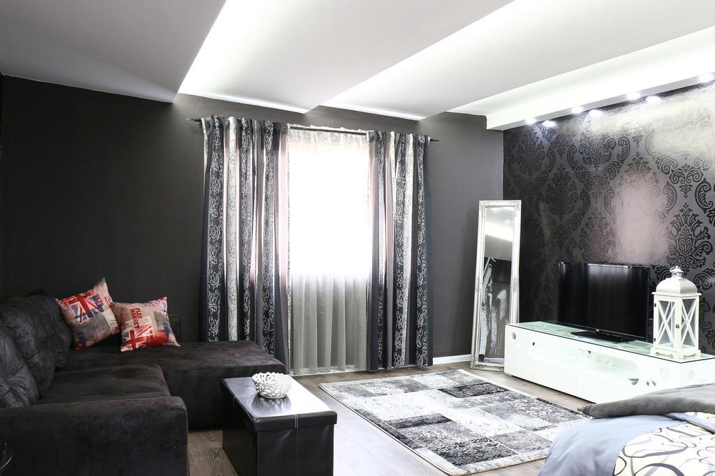 Old Corner Apartments Сараєво Номер фото